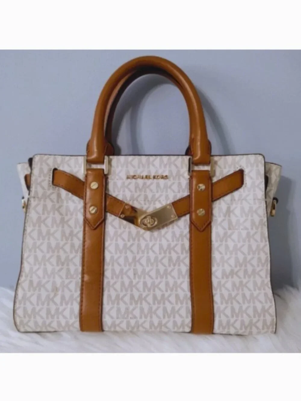 Michael Kors Nouveau Hamilton satchel EUC